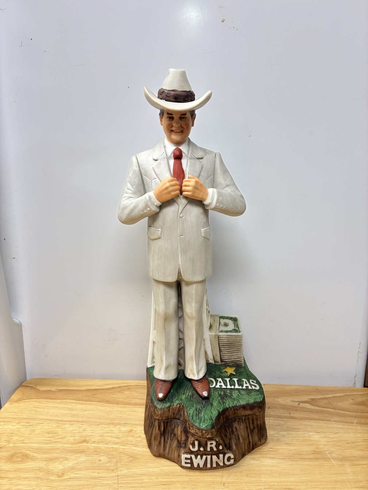 Vtg McCormick 1980 J.R. Ewing Dallas Porcelain Music Box Works Decanter Empty