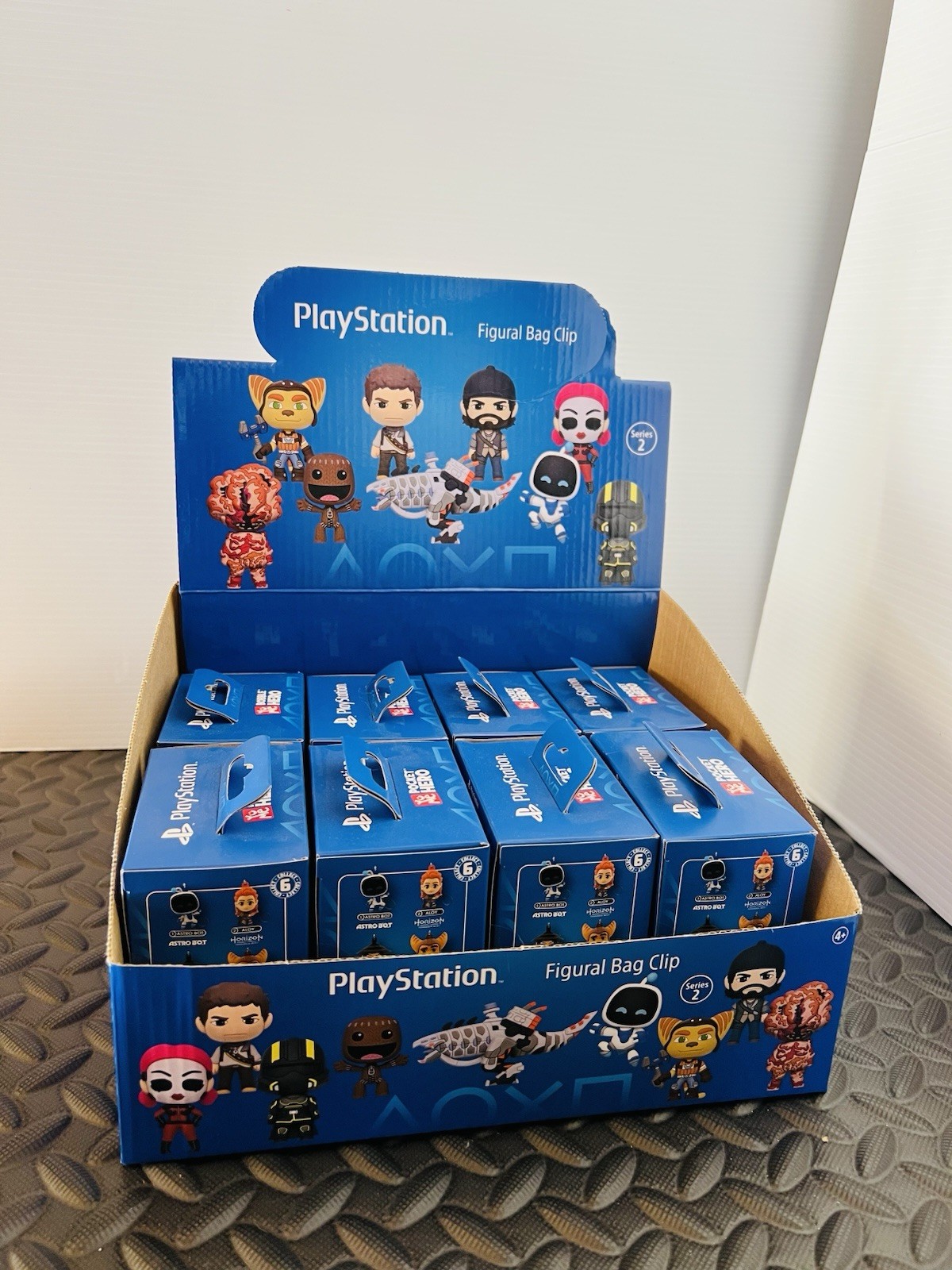 YuMe Sony PlayStation Bobble Hero Box Blind Box All Stars Series Display With 8