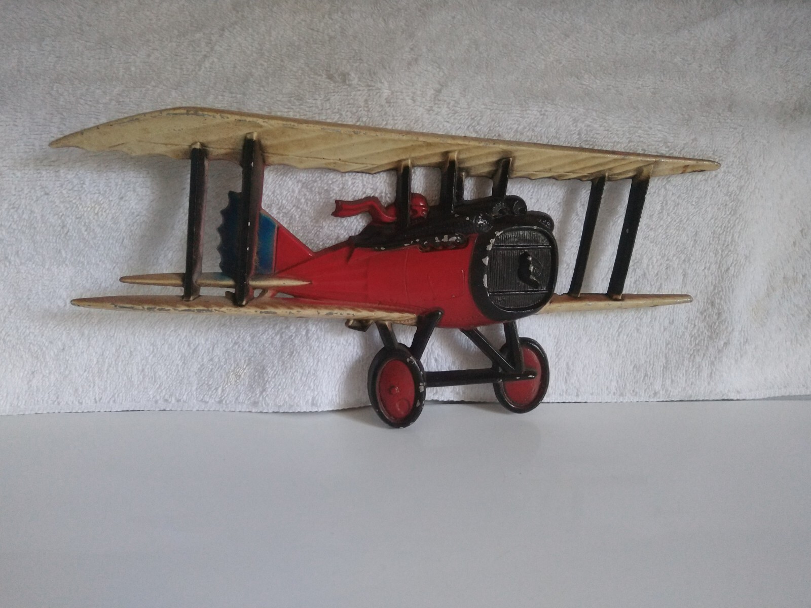 Vintage Homco USA 1975 Cast Metal Bi Plane 1232-BX-C Airplane Wall Hanging 