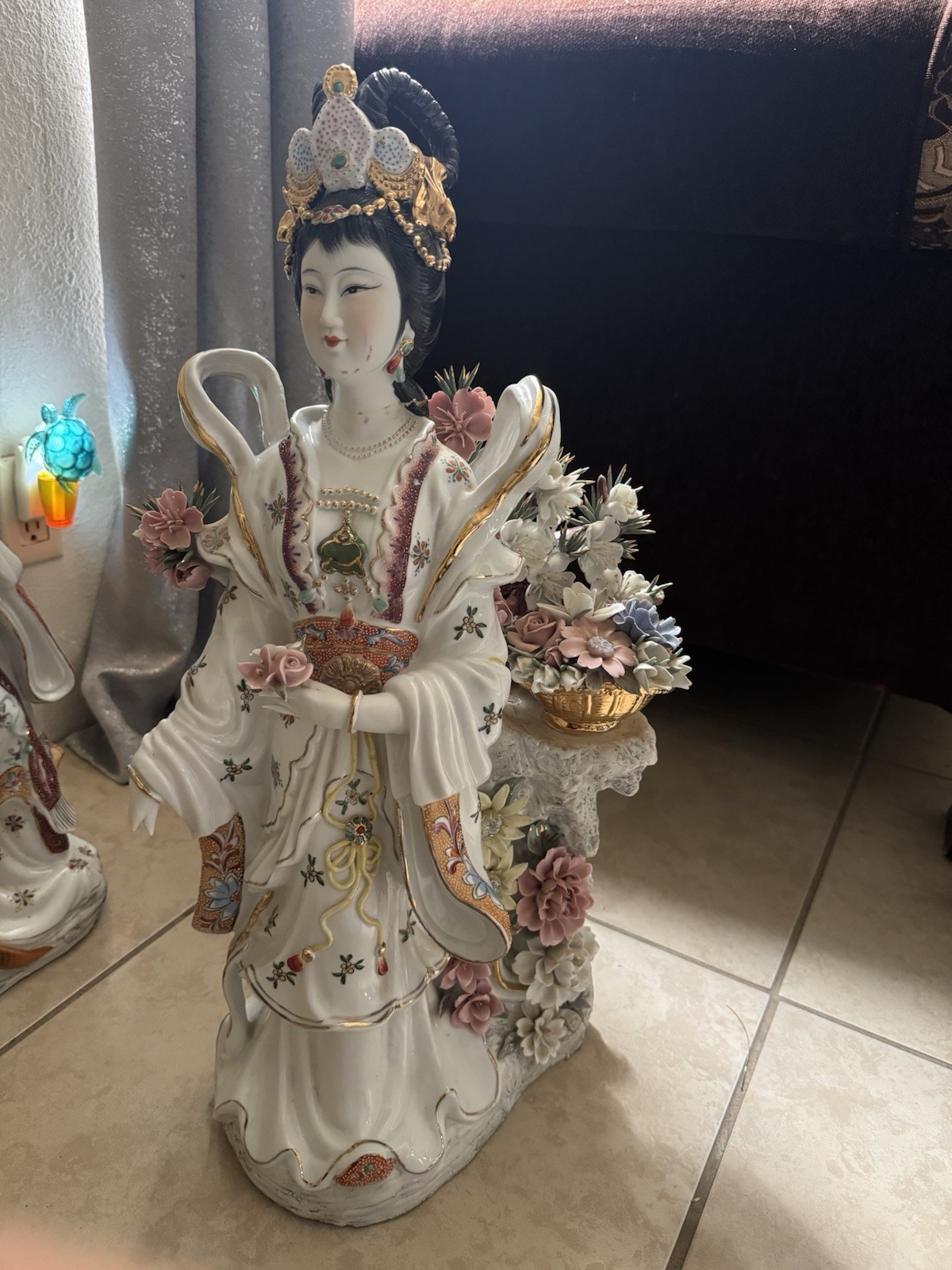 Vintage Japense Hand Painted Porcelain Japanese Geisha statue