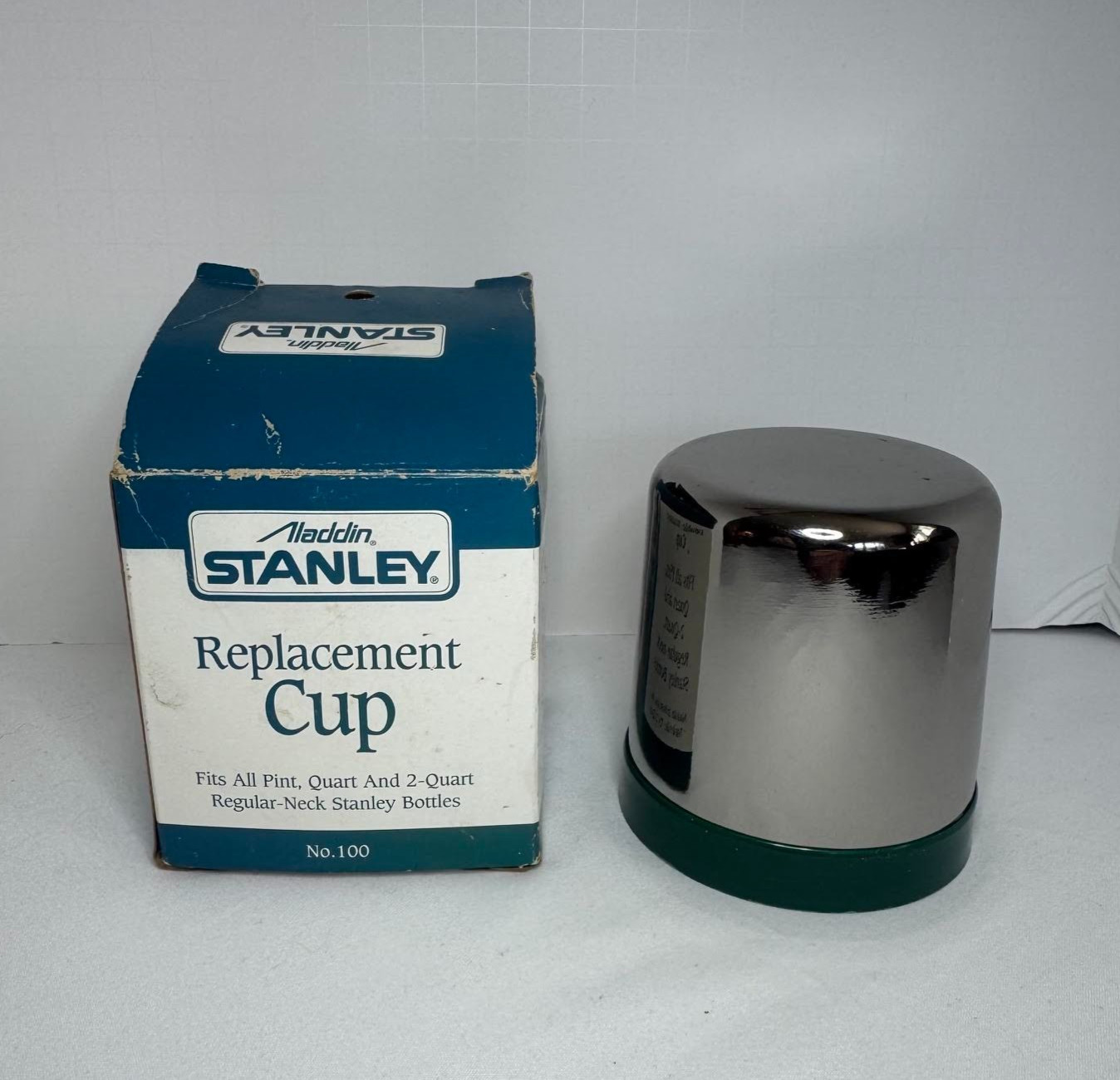 Vintage Aladdin’s Stanley Thermos Replacement Cup Cap No. 100, New in Box