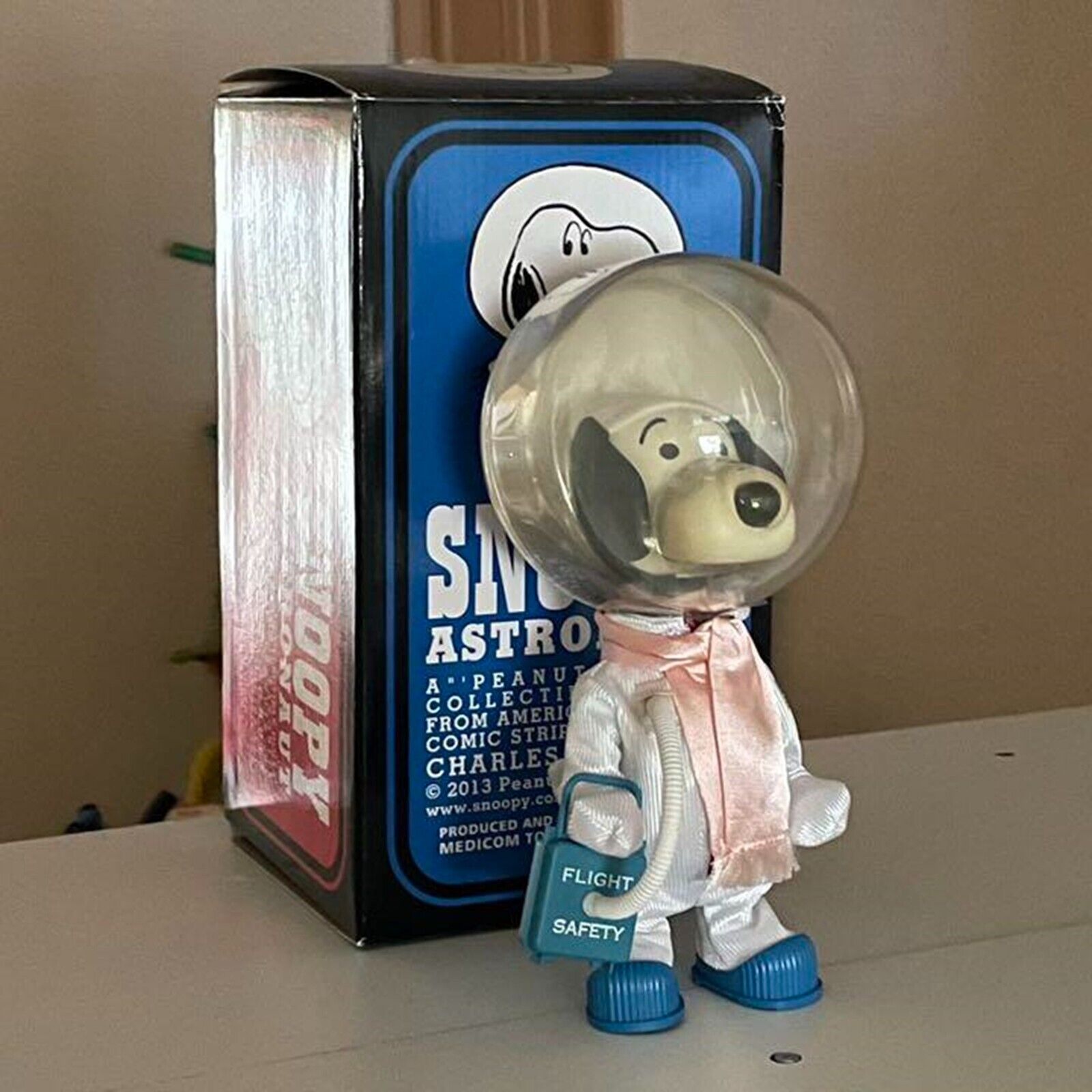 Vintage Snoopy Astronauts Snoopy in Space Suit Figure w/ Original Box Japan USED
