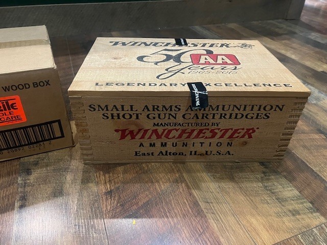 NEW Winchester 50th Anniversary Commemorative Wood Box 1965-2015 Brand New