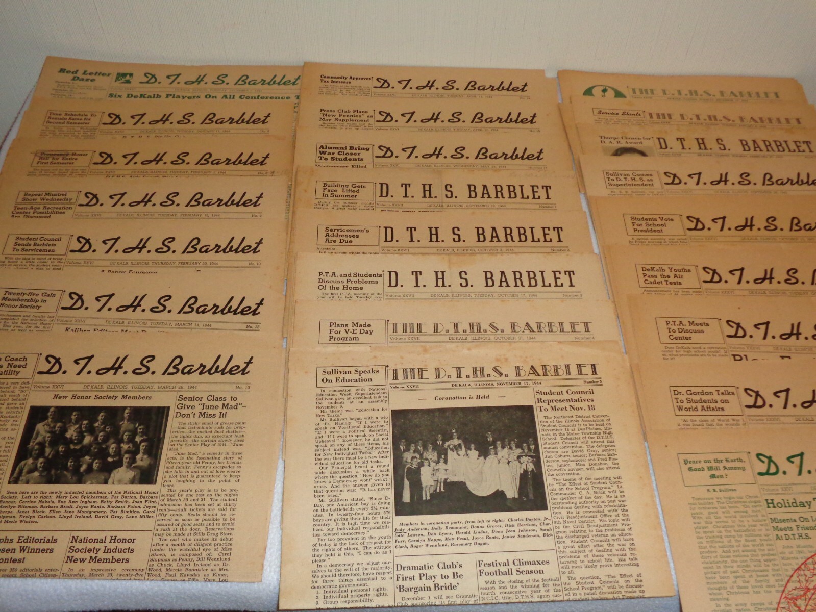 DeKalb Township High School 1943-1945 WW2 Era Rare Newspaper Lot - 24 Issues