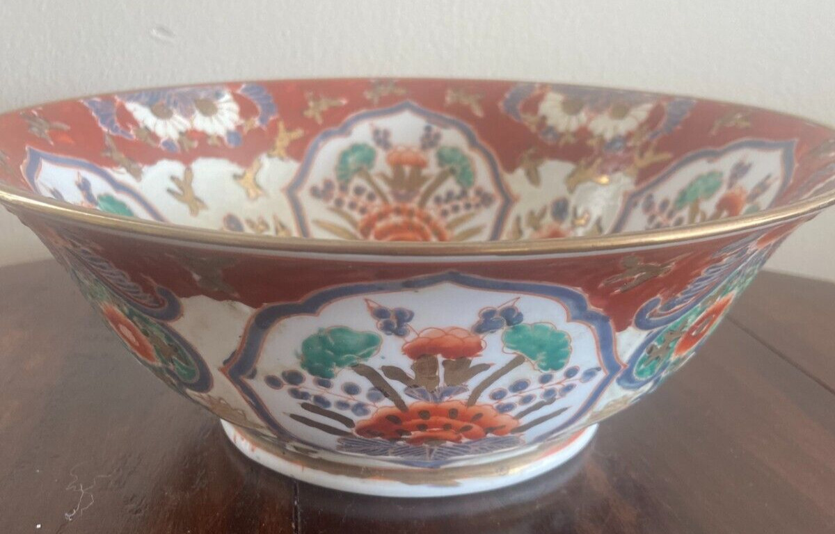Vintage Hand Painted Chinese Macau Imari Porcelain Large Bowl