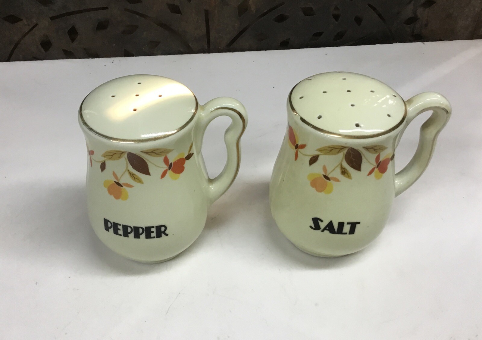 Vintage Hall China Jewel Tea MCM Autumn Leaf 4 1/2” Pepper…. [S3-2]