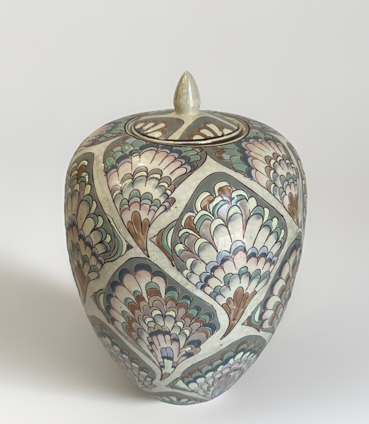 VTG Macau Porcelain Lidded Ginger Jar Pastel Peacock Feather Temple Vase 13”