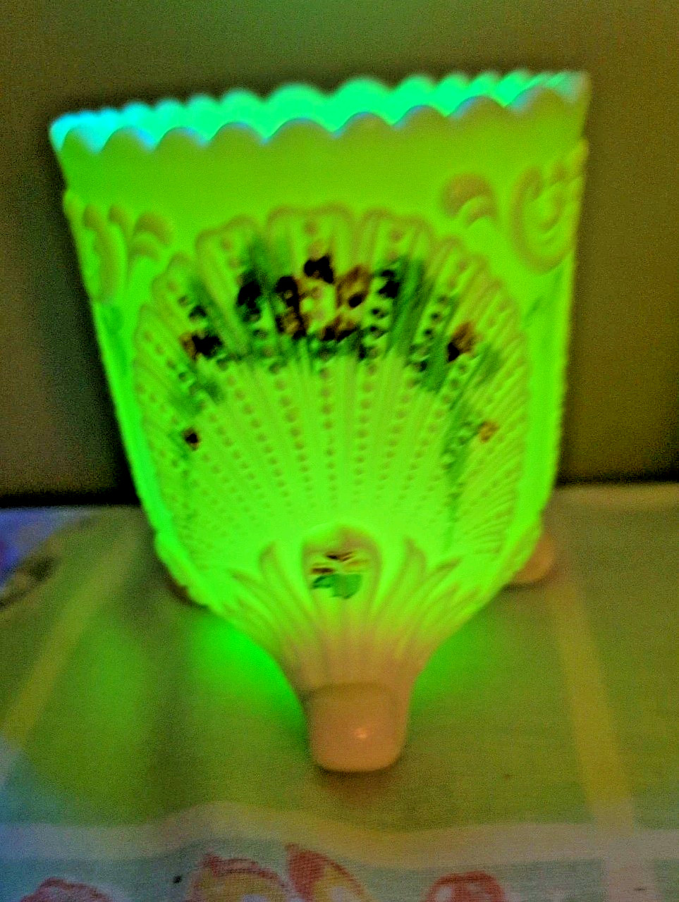 Uranium Northwood McKee Bros Custard Glass Geneva Shell & Scroll Spooner Sugar