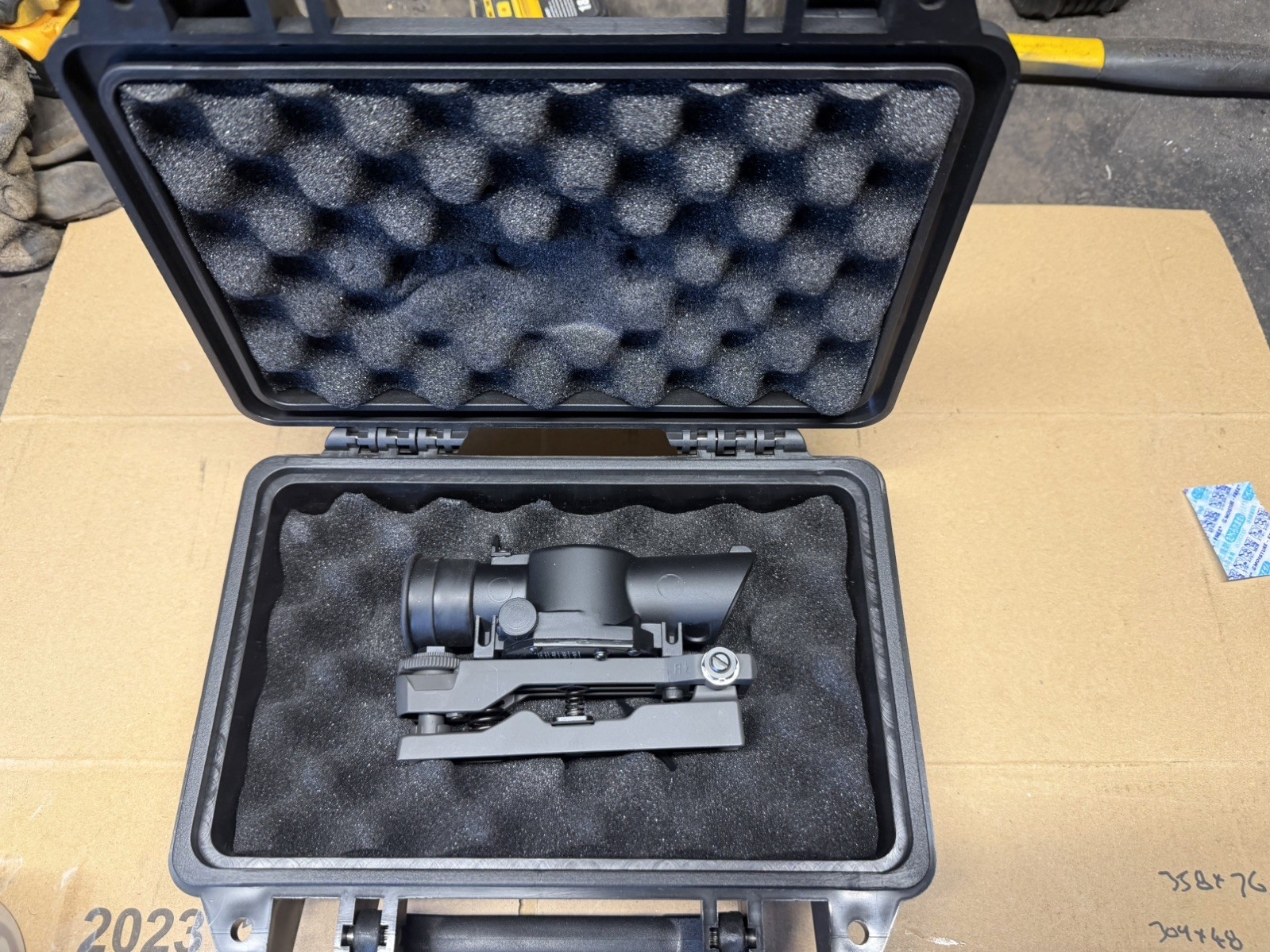 British  areas  military army  air soft sight  brand new boxed sa80 susat 