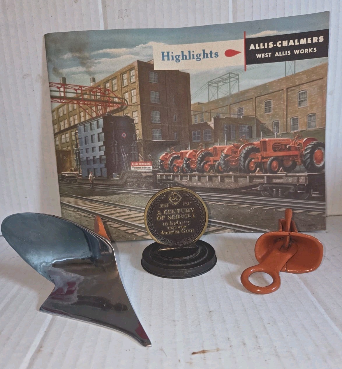 Allis Chalmers Collectors Dream, 4 Very Rare Pieces In Great Shape + 1 Sweatshrt
