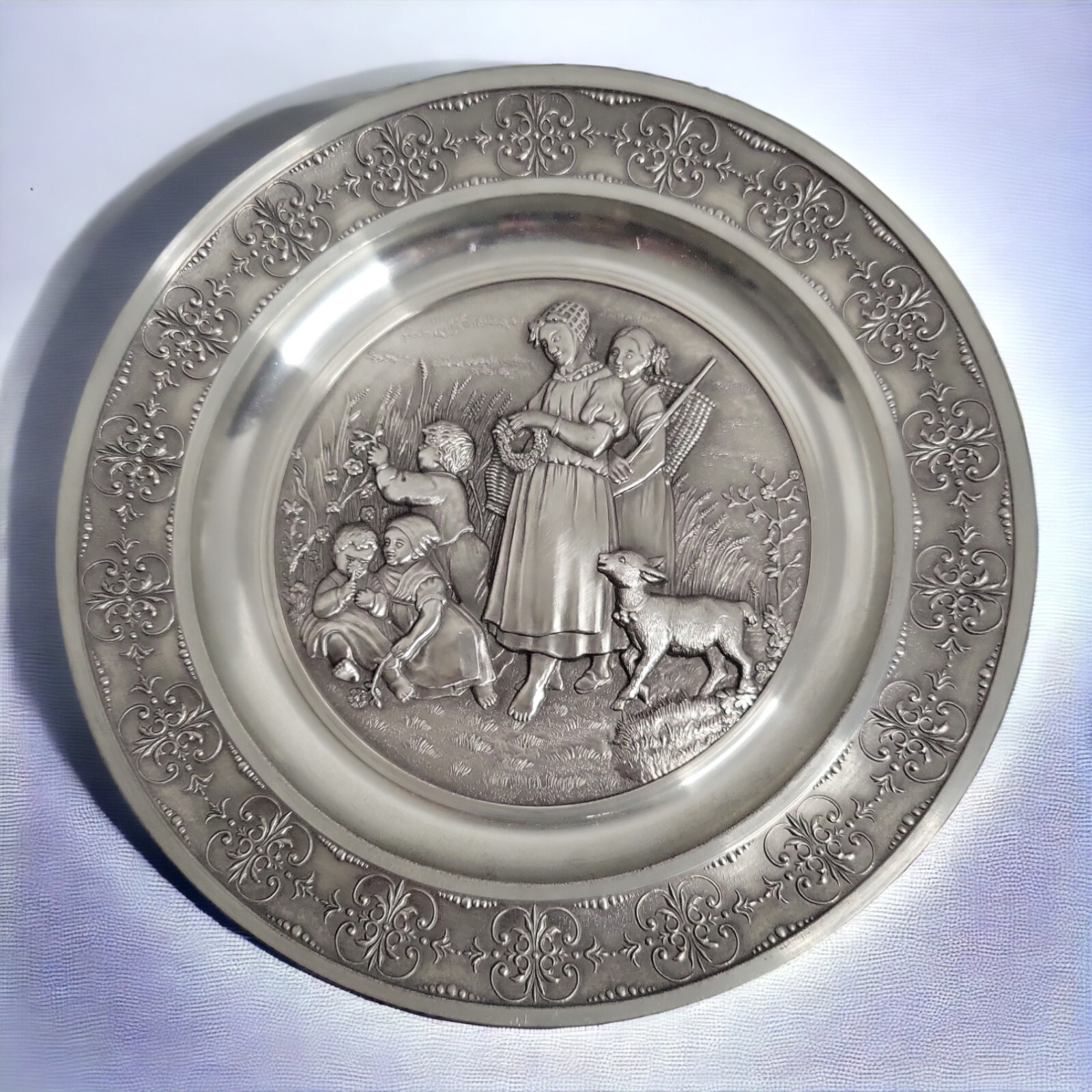 VTG Pewter Plate Wall Hanging Women Children Dog SKS Zinn 95% Germany