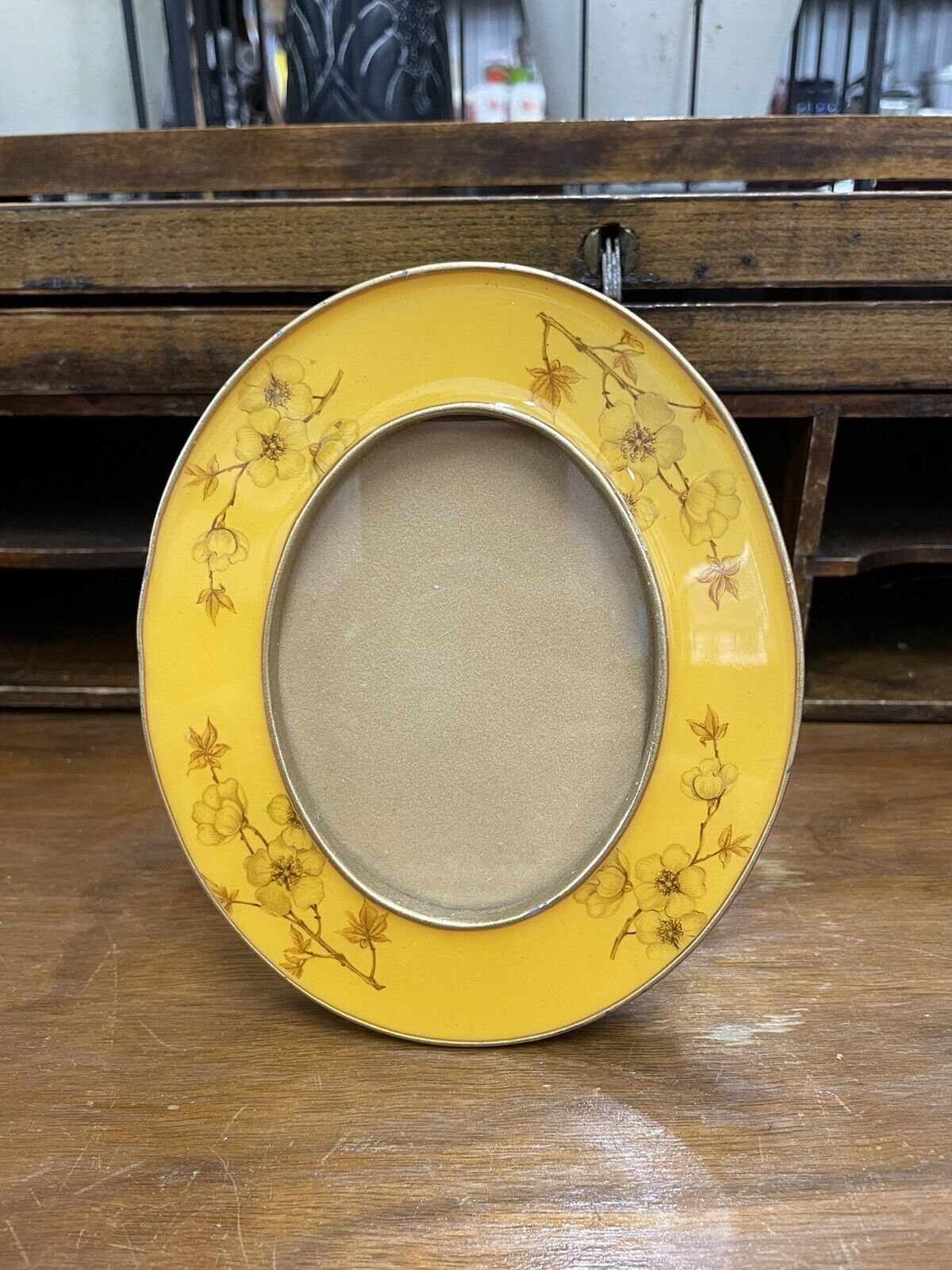 Vintage Bucklers Fifth Ave NY Hand Crafted Oval Enamel Floral Picture Frame 5x6