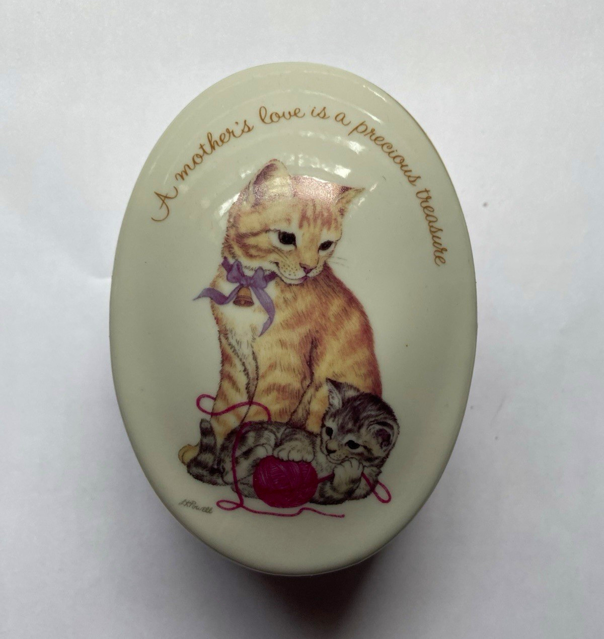 Porcelain Cat Oval Trinket Box \