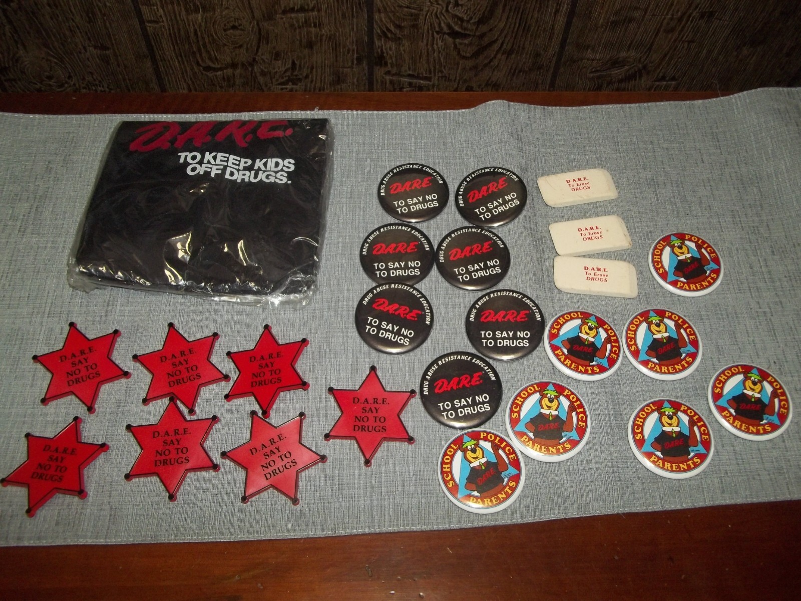 D.A.R.E. Pinback Dare to Keep Kids Off Drugs Button Pin-ERASERS-MORE- LOT OF 25