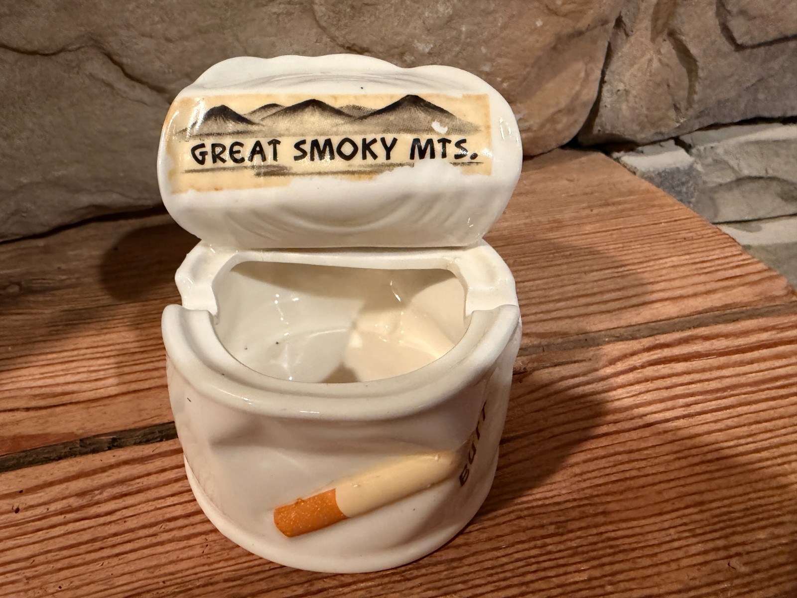 Rare • Vintage • Great Smoky Mountains • Ceramic Ashtray • Kitschy