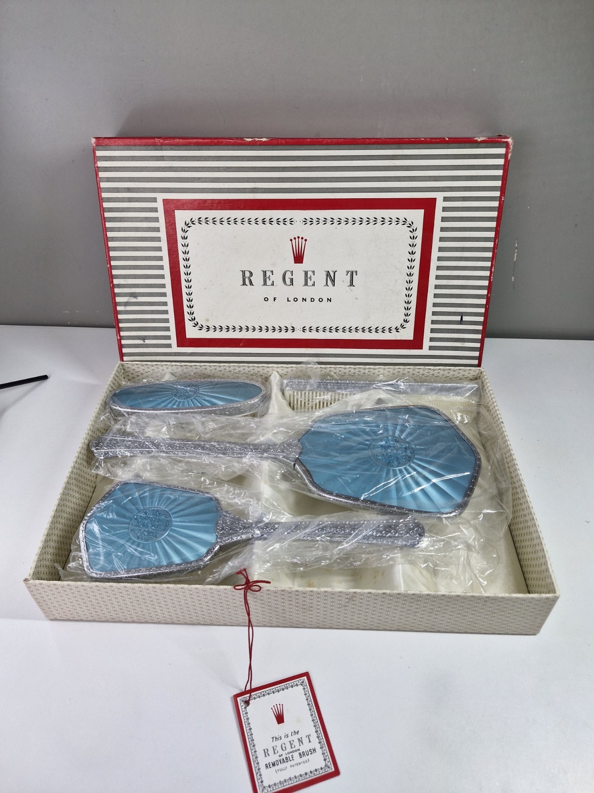 Vintage Regent of London Vanity Set Boxed unused Blue silver