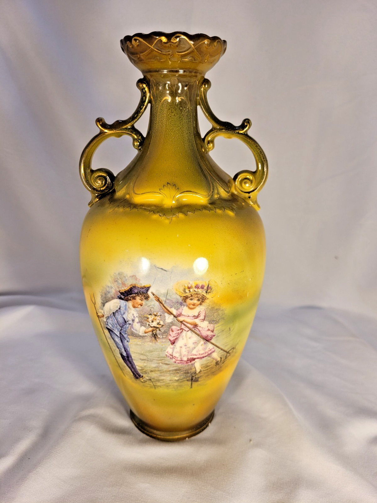 Antique Royal Bonn Germany 10.5