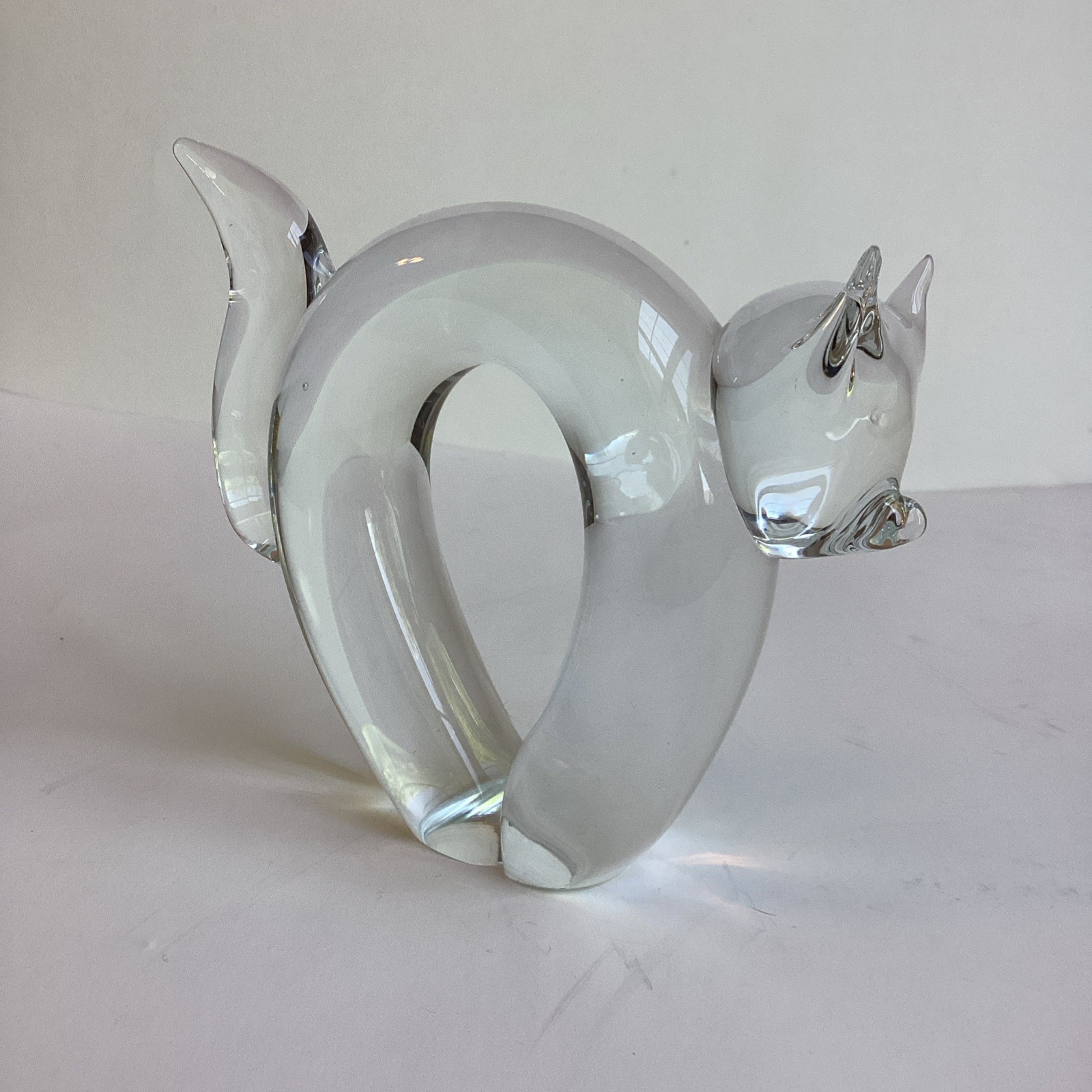 Vintage Modern Abstract Clear Art Glass Cat Kitten Figurine Paperweight Arch 4”