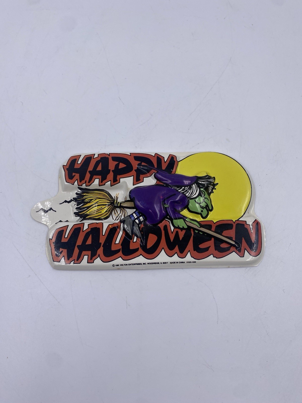 Vtg 1991 Wilton Enterprises HAPPY HALLOWEEN Flying Witch Plastic Cake Topper
