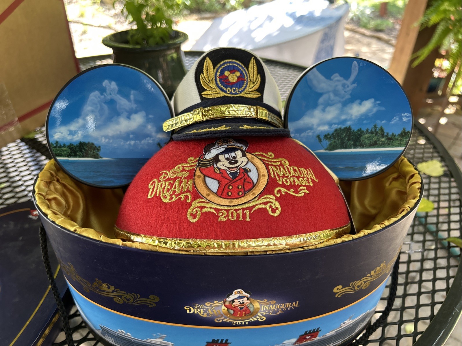 Disney Dream Inaugural 2011 - Mickey Captain Ear Hat 609/1250 (MINT) NIB