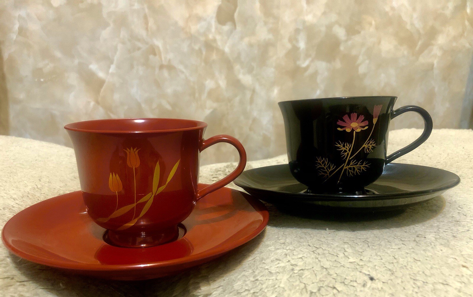 Unused Pair Japanese Echizen Urushi Lacquer Coffee Cups & Saucers Unused Pair Japanese Echizen Urushi Lacquer Coffee Cups & Saucers
