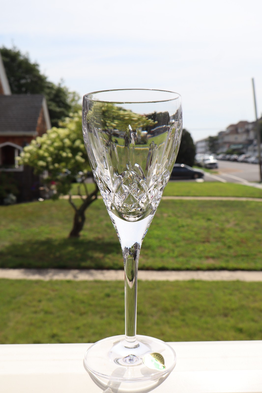 1 WATERFORD LISMORE NOUVEAU WINE GLASS 8 1/4\ 1 WATERFORD LISMORE NOUVEAU WINE GLASS 8 1/4\