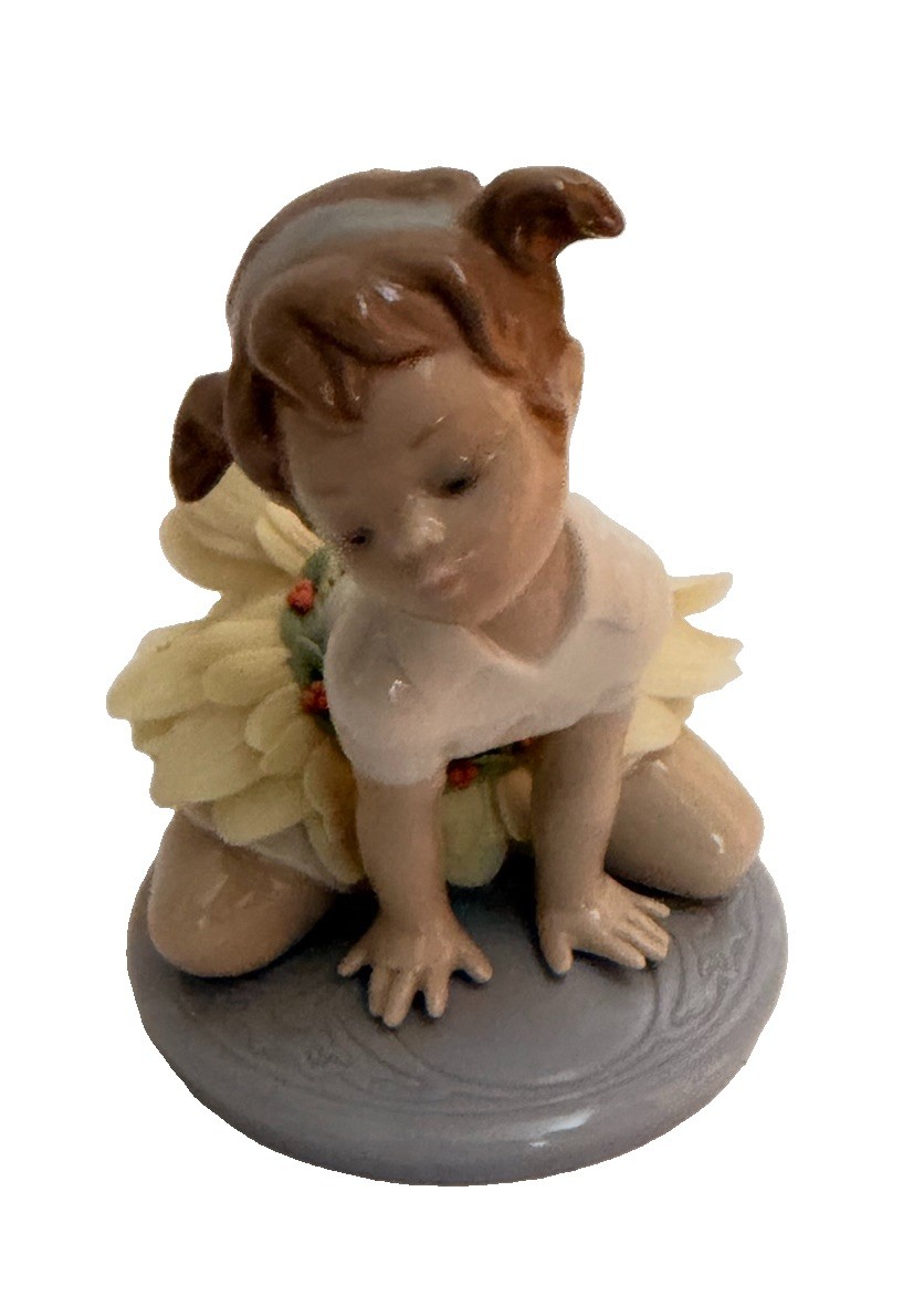 lladro Figurine Little Girl In Yellow Flower Made Tutu lladro Figurine Little Girl In Yellow Flower Made Tutu