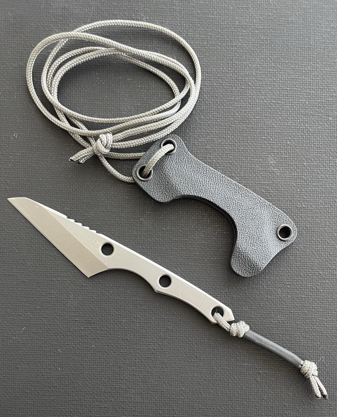 Deryk (D.C.) Munroe Knives - \
