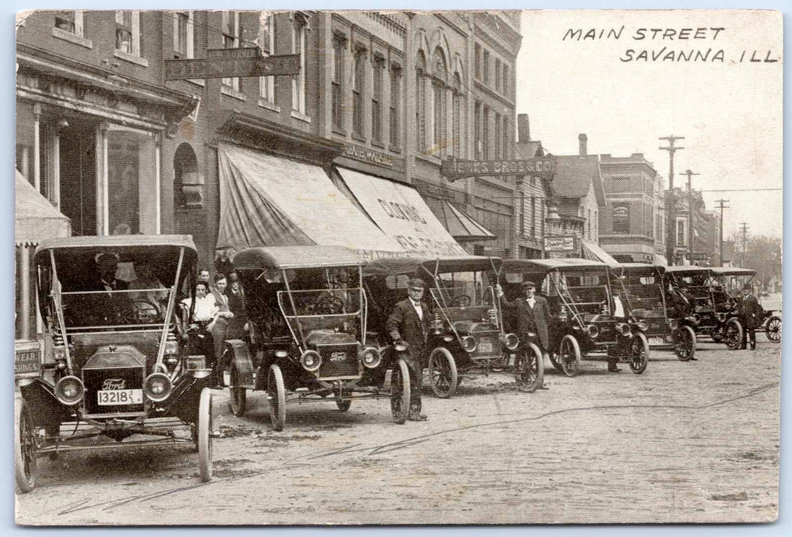 Postcard IL Savanna Illinois Main Street Ford Model T Cars Lined Up P19D Postcard IL Savanna Illinois Main Street Ford Model T Cars Lined Up P19D