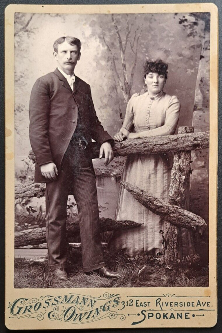 1890s Cabinet Card Photo Spokane WA Couple Grossmann & Owings Studio