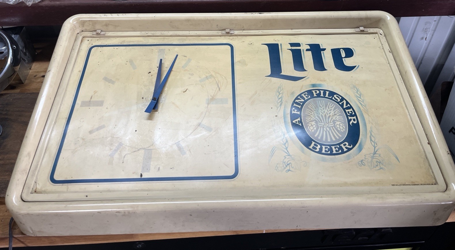 1983 Miller Lite Beer Sign Clock 1983 Miller Lite Beer Sign Clock