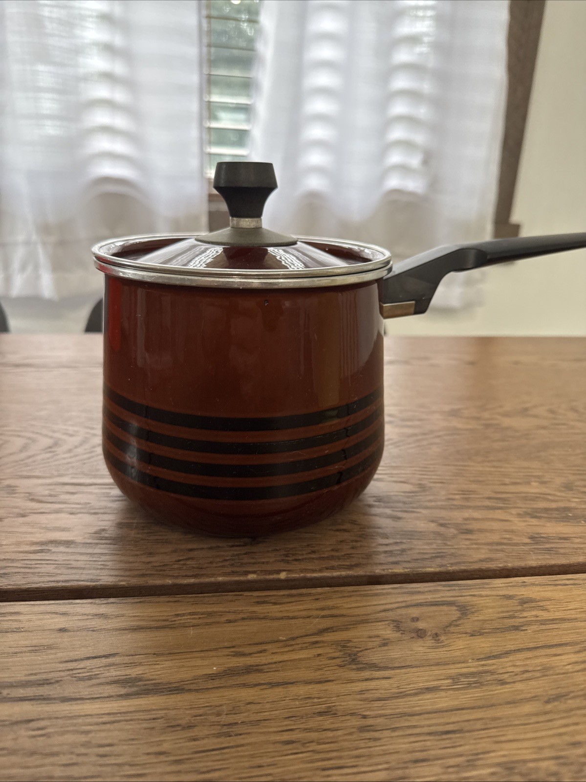 Vintage West Bend Scandia Brown Black Enamel 2 Quart Sauce Pan with Lid MCM Nice