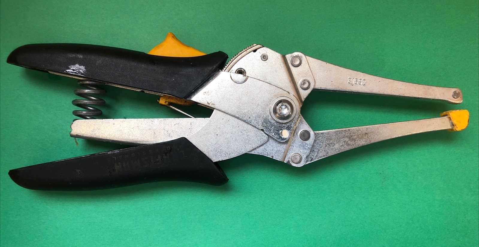 Vintage Craftsman Professional Ratcheting Needlenose Ratchet Clamp Pliers# 31692 Vintage Craftsman Professional Ratcheting Needlenose Ratchet Clamp Pliers# 31692