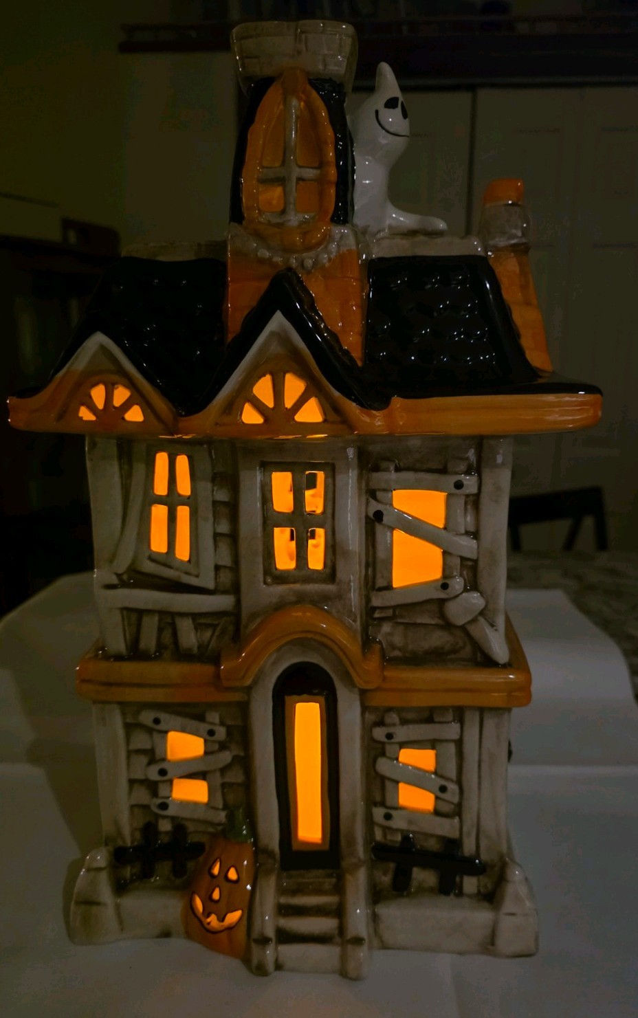 Gorgeous Large Halloween Ceramic Haunted House Lighted Pumpkin Ghost Black Cat 
