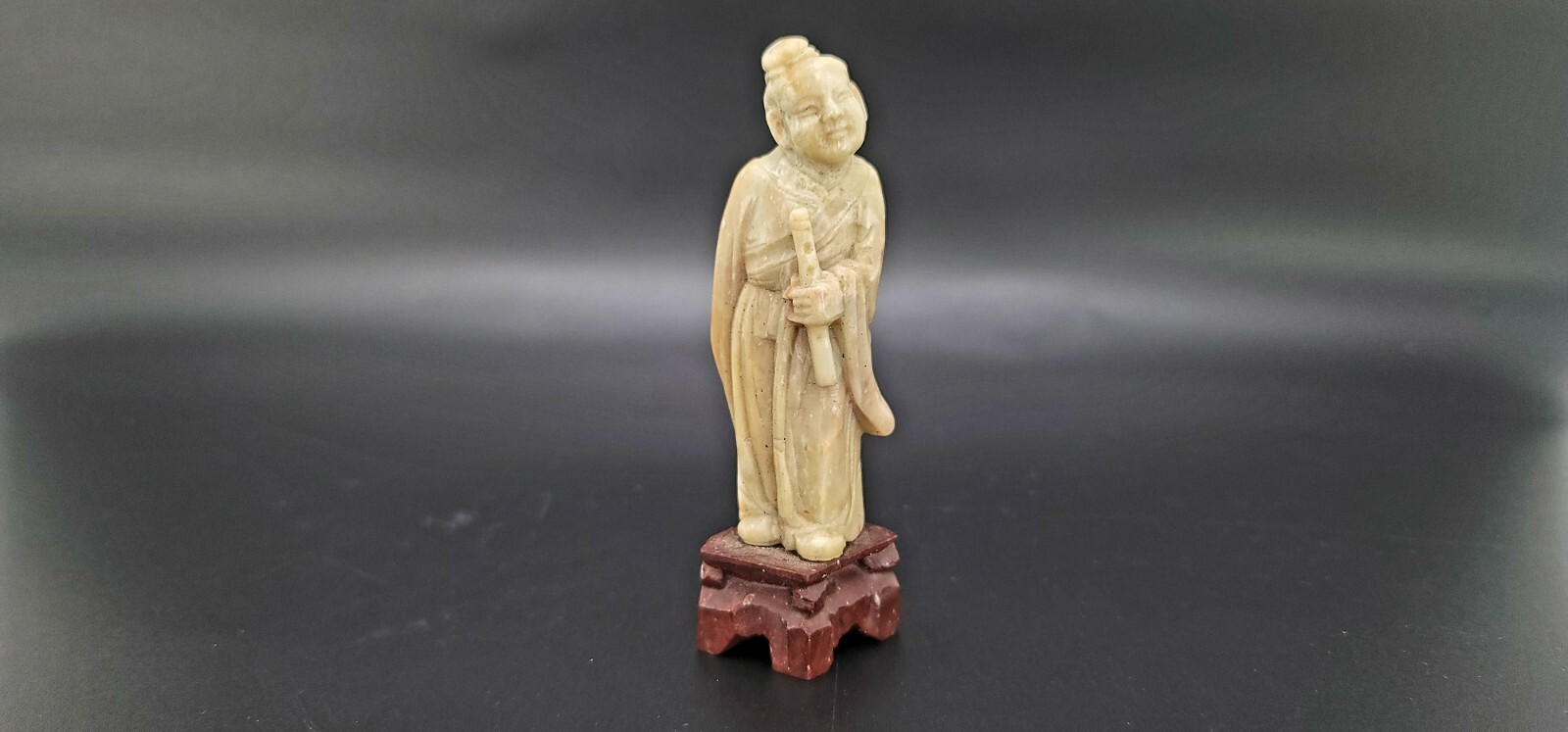 Chinese Hardstone Courtier