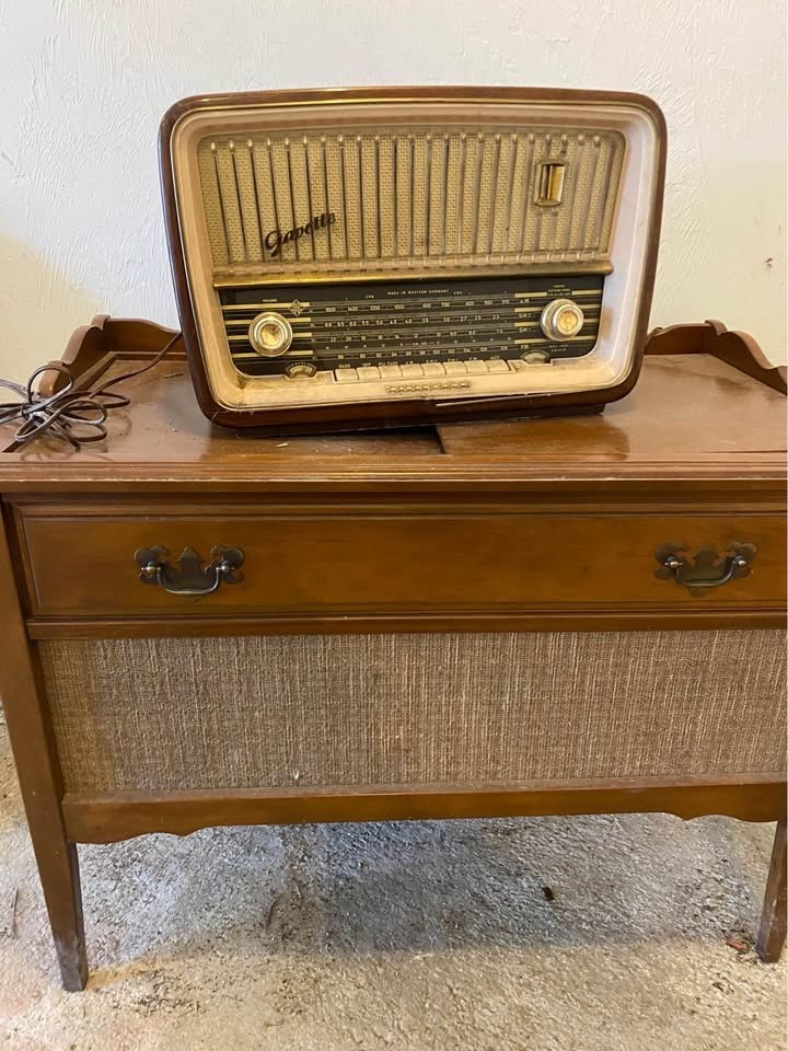 Telefunken Gavotte 5253W Tube Radio AM FM SW Working Vintage West Germany MCM