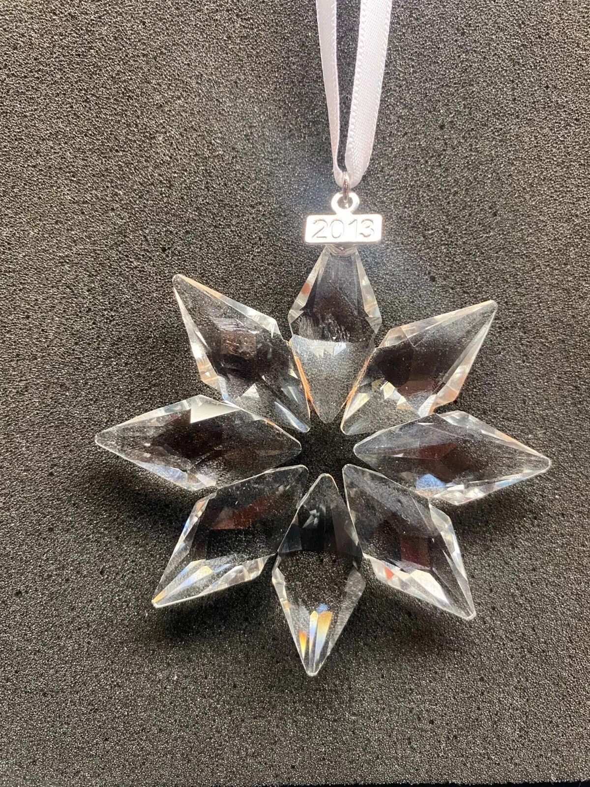 SWAROVSKI 2013 CHRISTMAS ORNAMENT -LARGE---MINT CONDITION --NO BOX -HAS DATE TAG