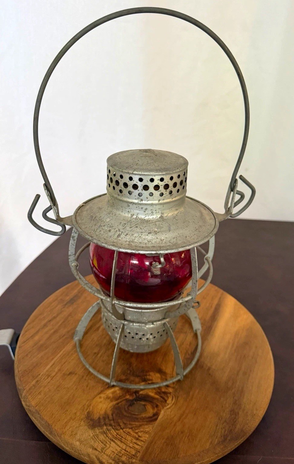 Vintage Burlington Route Dressel Railroad Lantern Red Globe Short Globe CB&Q