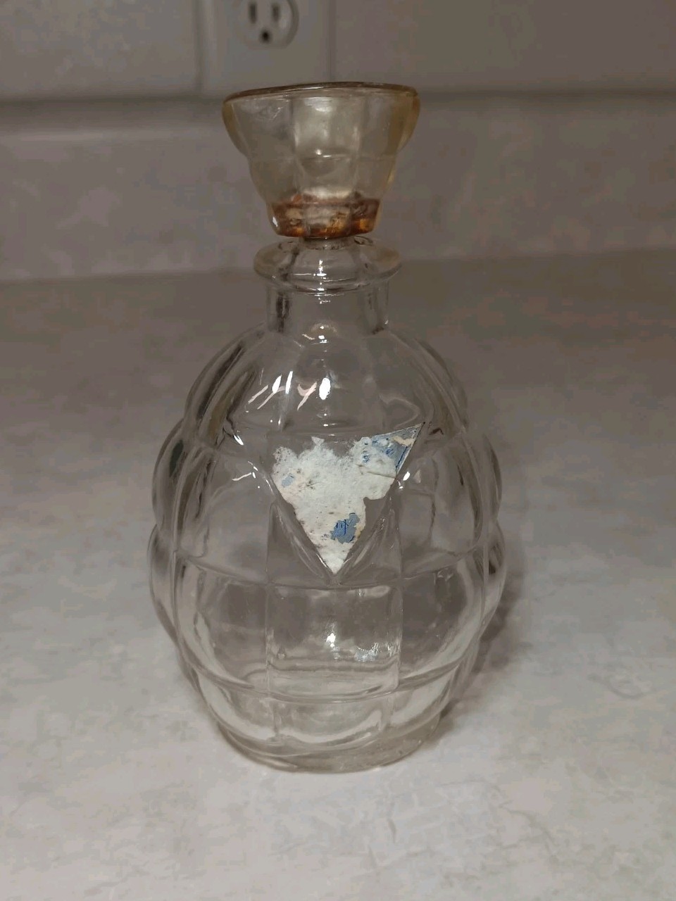 Vigny NY Guili Geometric Vintage EMPTY 2 Oz Cologne Bottle Vigny NY Guili Geometric Vintage EMPTY 2 Oz Cologne Bottle