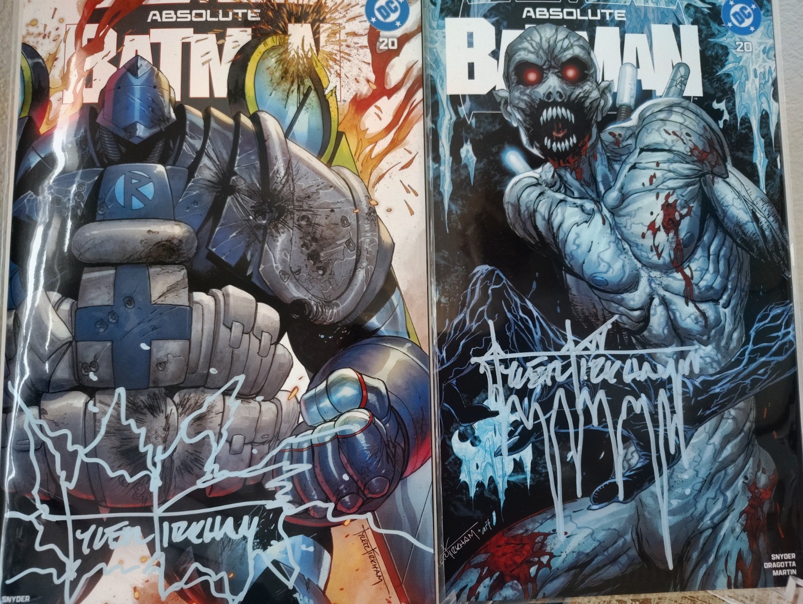 Absolute Batman #20 Kirkham Battle Damage Freeze/Robin Trade Dress Set Signed