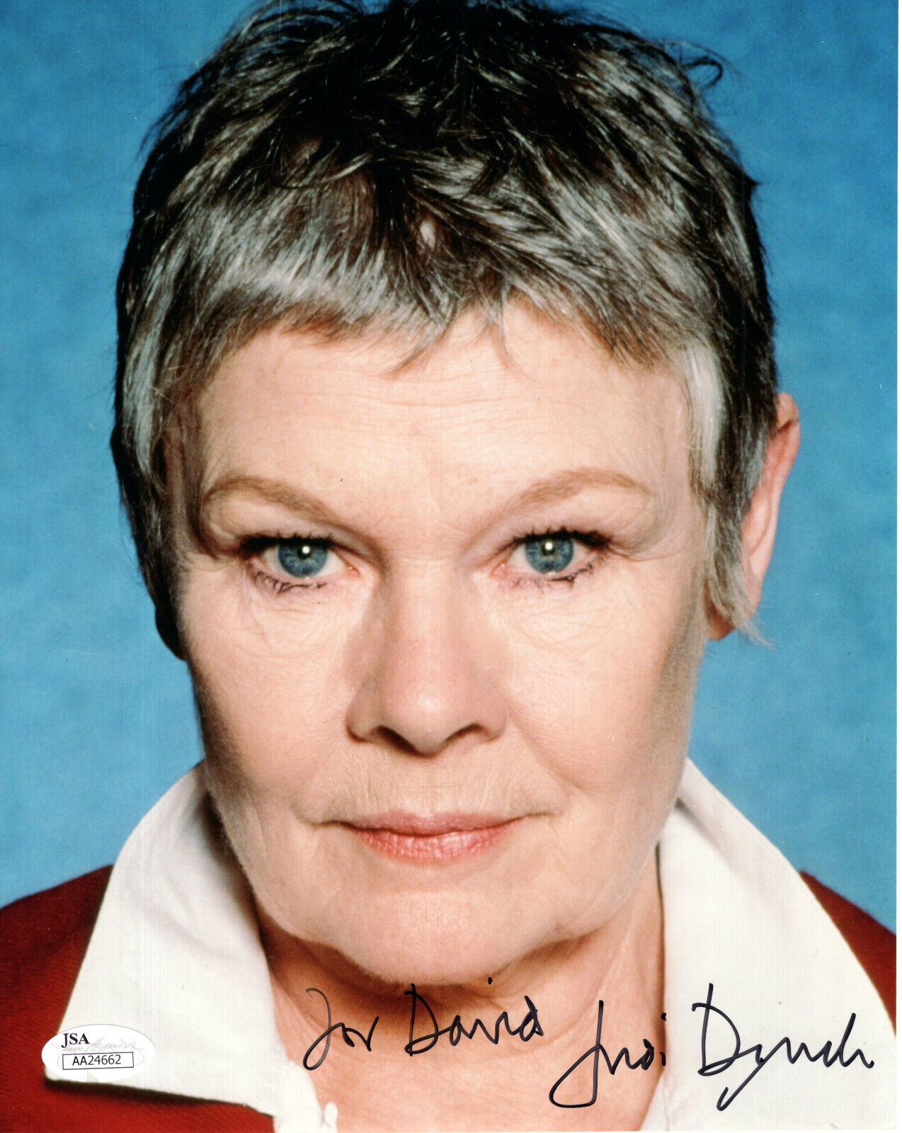 JUDI DENCH HAND SIGNED 8x10 PHOTO    AWESOME POSE FROM 007     TO DAVID      JSA