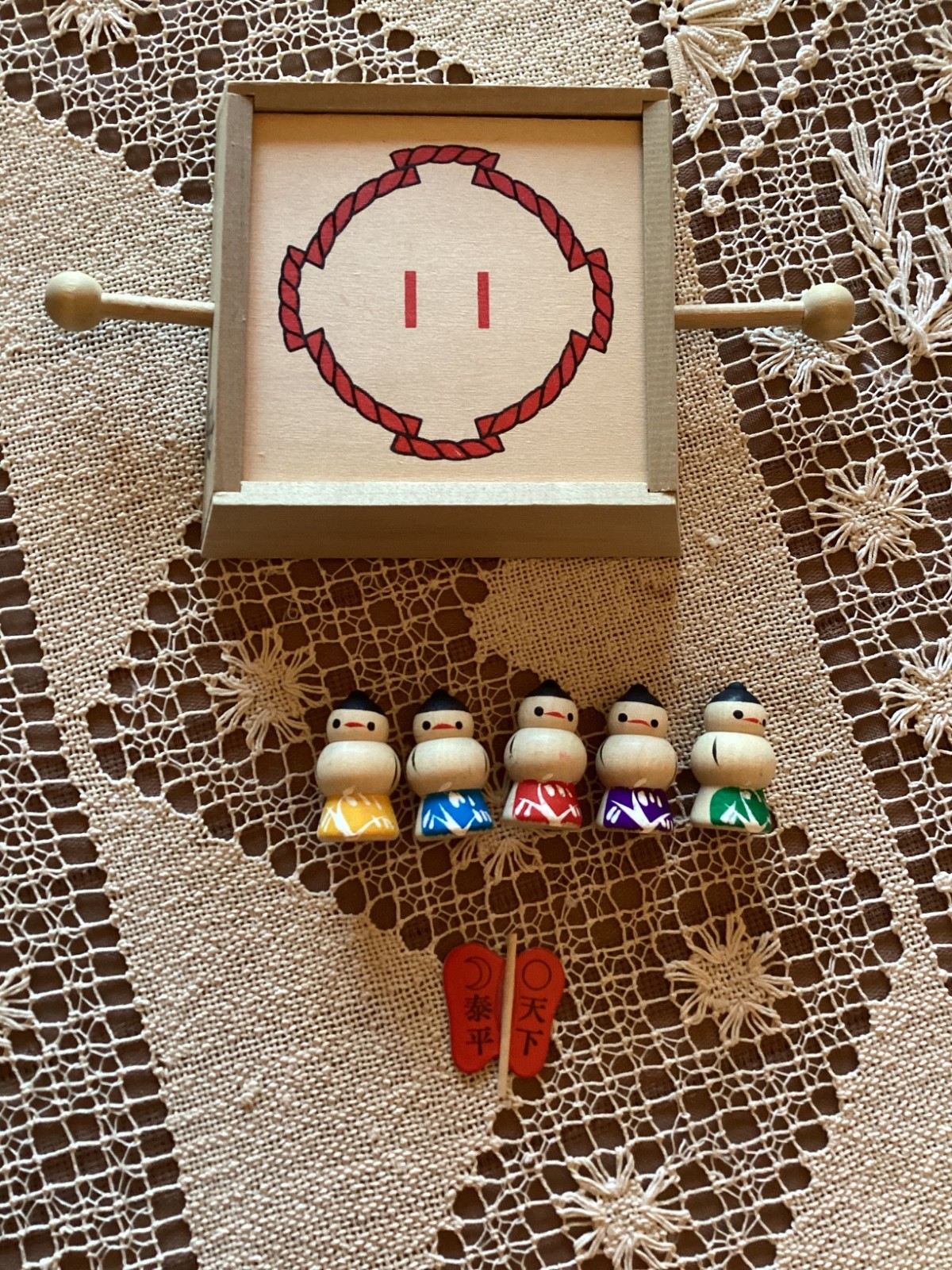 Sumo Wooden Traditional Crafts Wresting Figures Toy Family Game