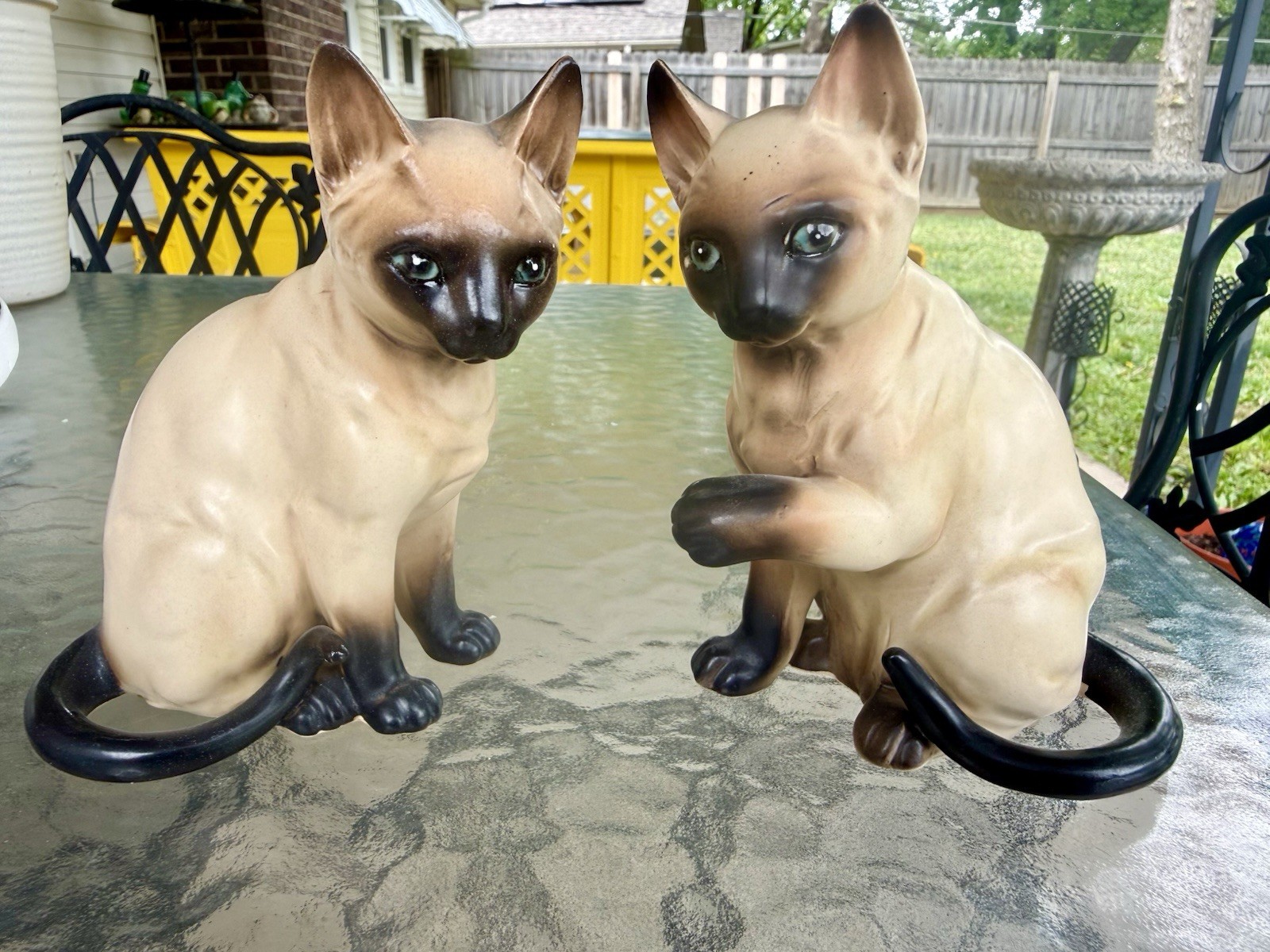 Vintage Norcrest Japan MCM Cat Pair A268 Chocolate Point Siamese Iridescent