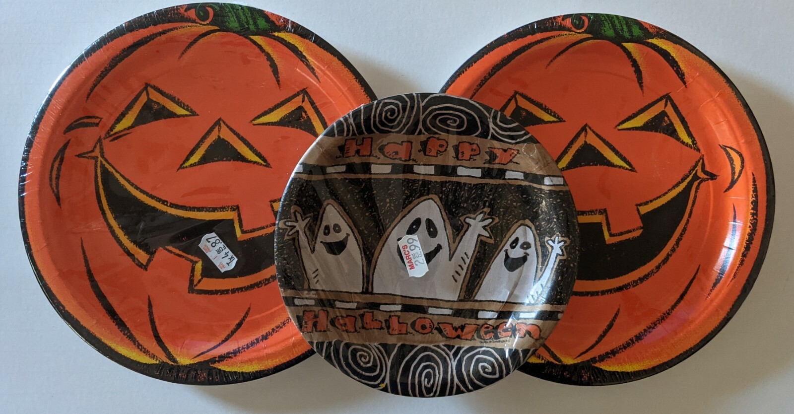 VTG 3 pkgs Halloween Paper Plates NIP - 2 sets 10 Pumpkin 10\