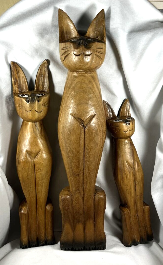 VINTAGE HANDCARVED WOOD SIAMESE SET OF 3 CATS