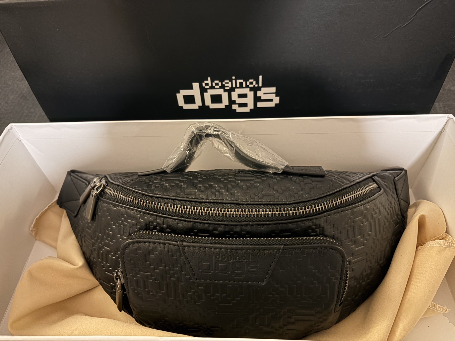 Doginal Dogs DDVEGAS SLING BAG + swag