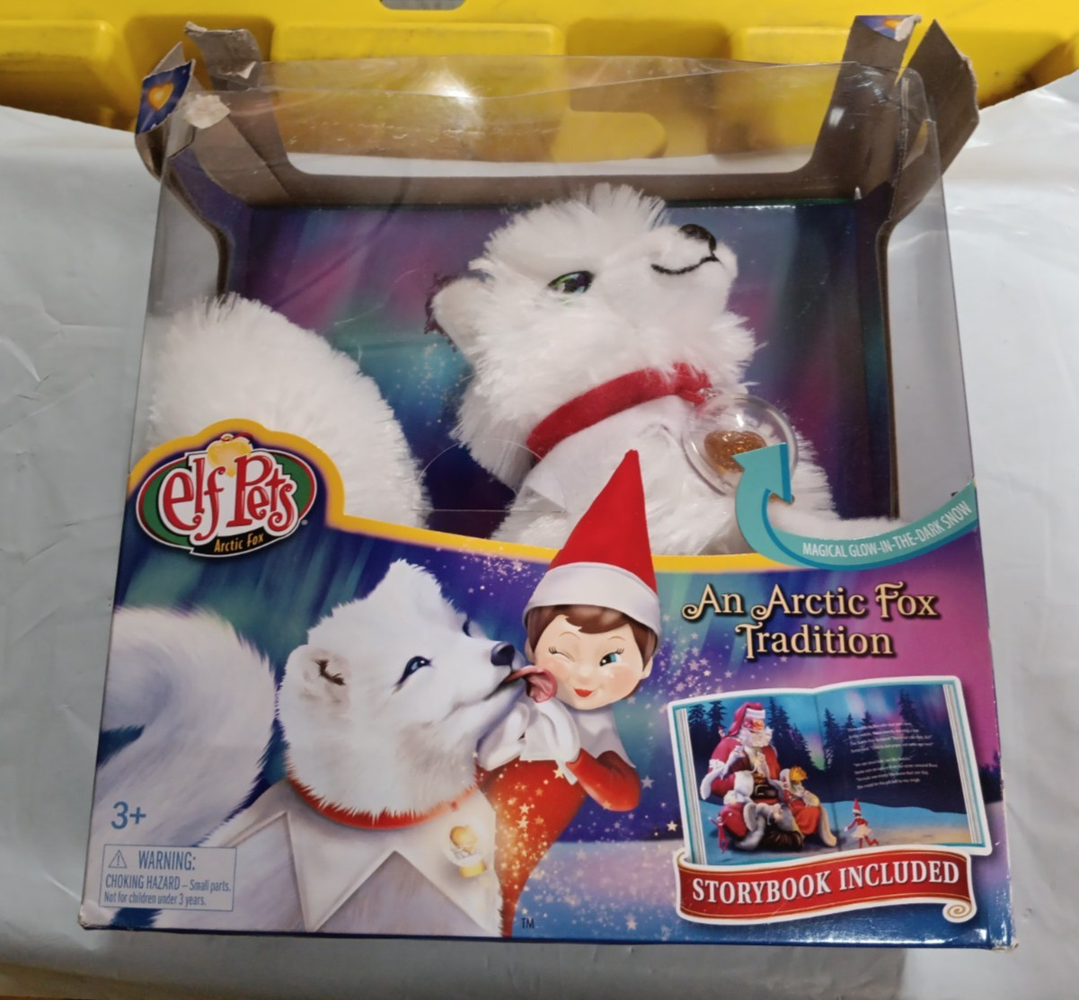 Elf On The Shelf - Elf Pets Arctic Fox Tradition Plush Toy & Book Elf On The Shelf - Elf Pets Arctic Fox Tradition Plush Toy & Book