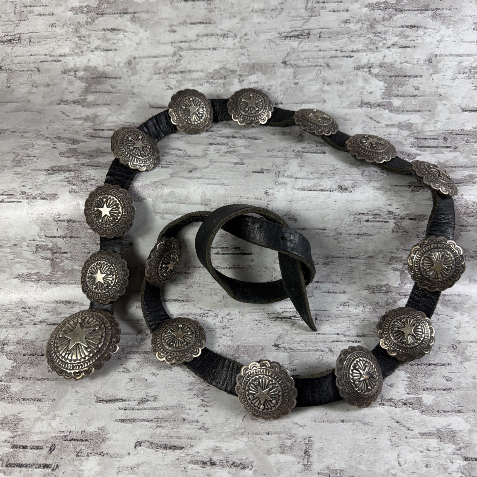 VINTAGE NATIVE AMERICAN NAVAJO STERLING SILVER STAR CONCHO BELT WITH MAKERS MARK