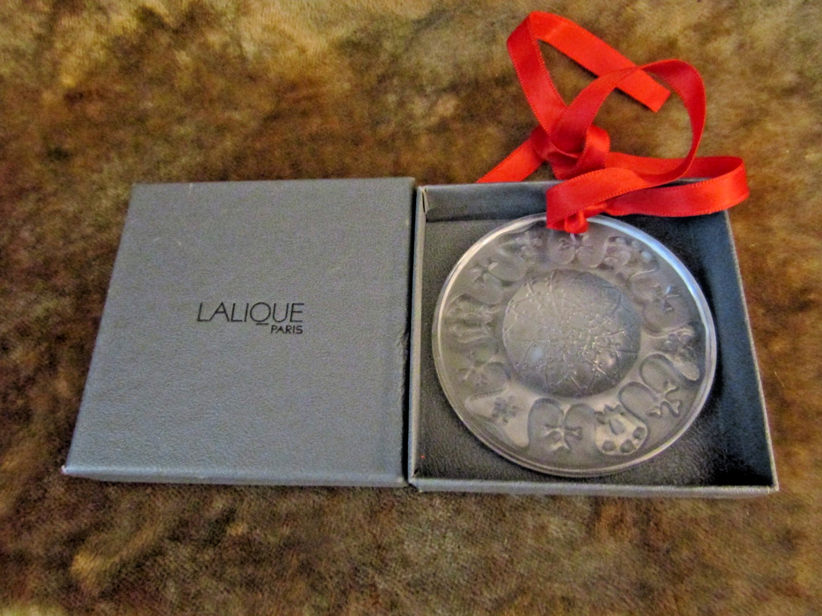 Vtg. LALIQUE ANASTASIA CRYSTAL CHRISTMAS ORNAMENT RED RIBBON ORIGINAL BOX/1997 Vtg. LALIQUE ANASTASIA CRYSTAL CHRISTMAS ORNAMENT RED RIBBON ORIGINAL BOX/1997