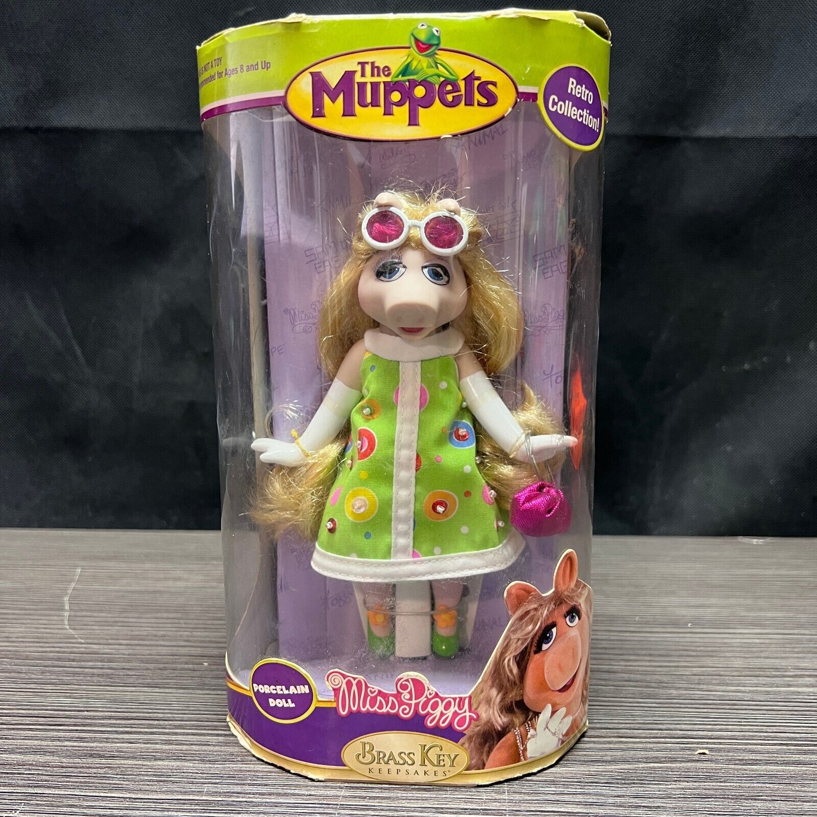 2006 Muppets Retro Collection: Miss Piggy 7\